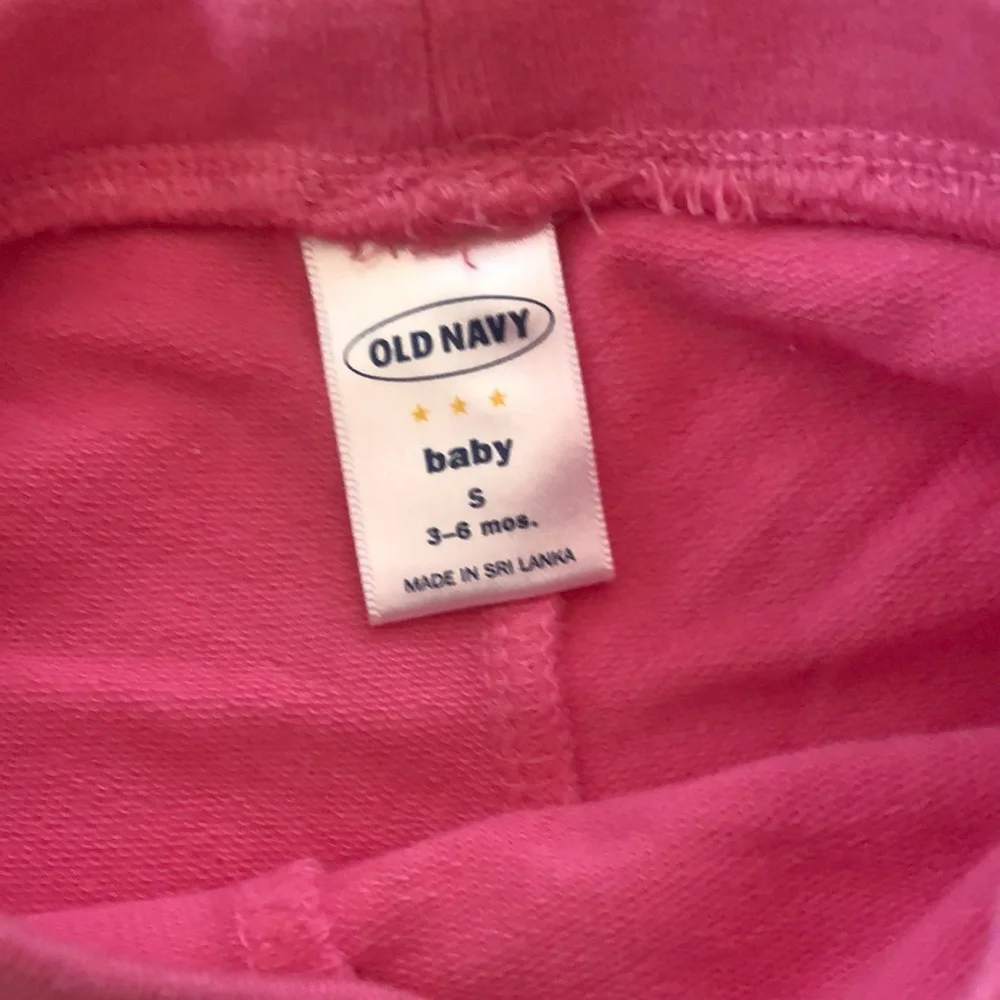 2006 Old Navy Skirt and Graphic Onesie Bundle Outfit in Pink Size 3-6 Months