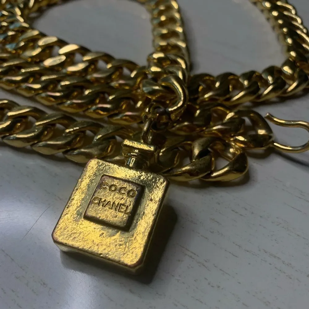 1970s Chanel Gold Toned Perfume Chain Belt Necklace Vintage Pristine condition