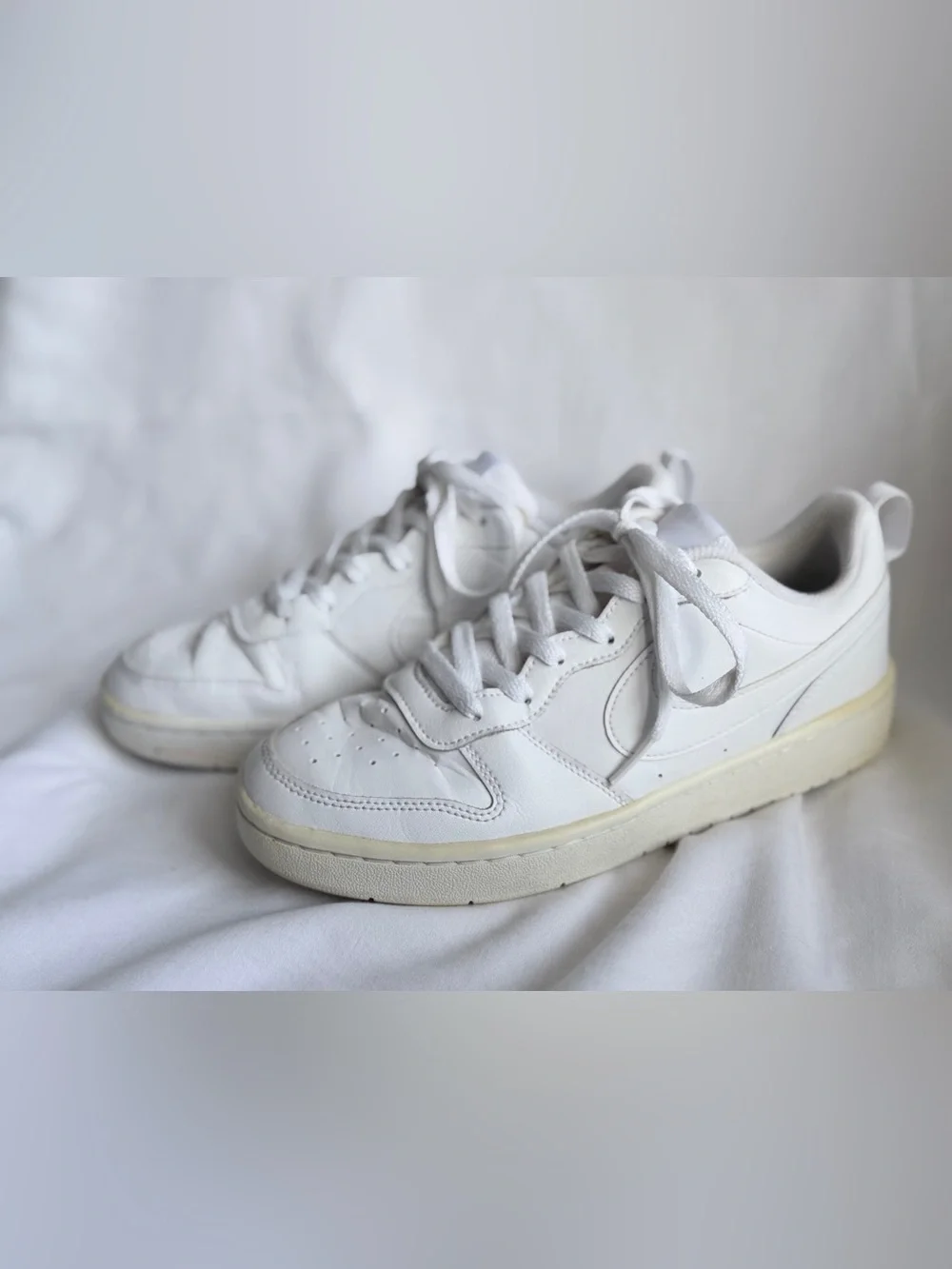 Nike Kids White Low-Top Sneakers with Ivory Sole