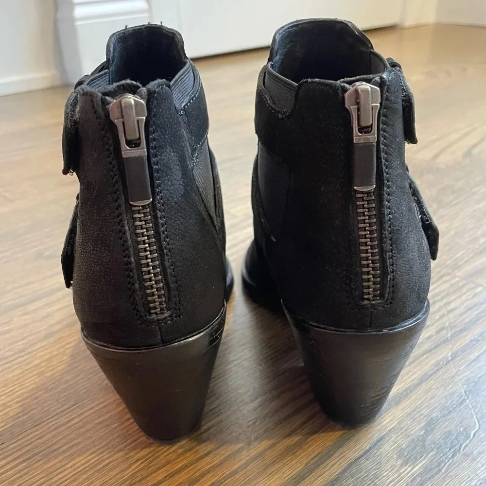 Eileen Fisher great pre