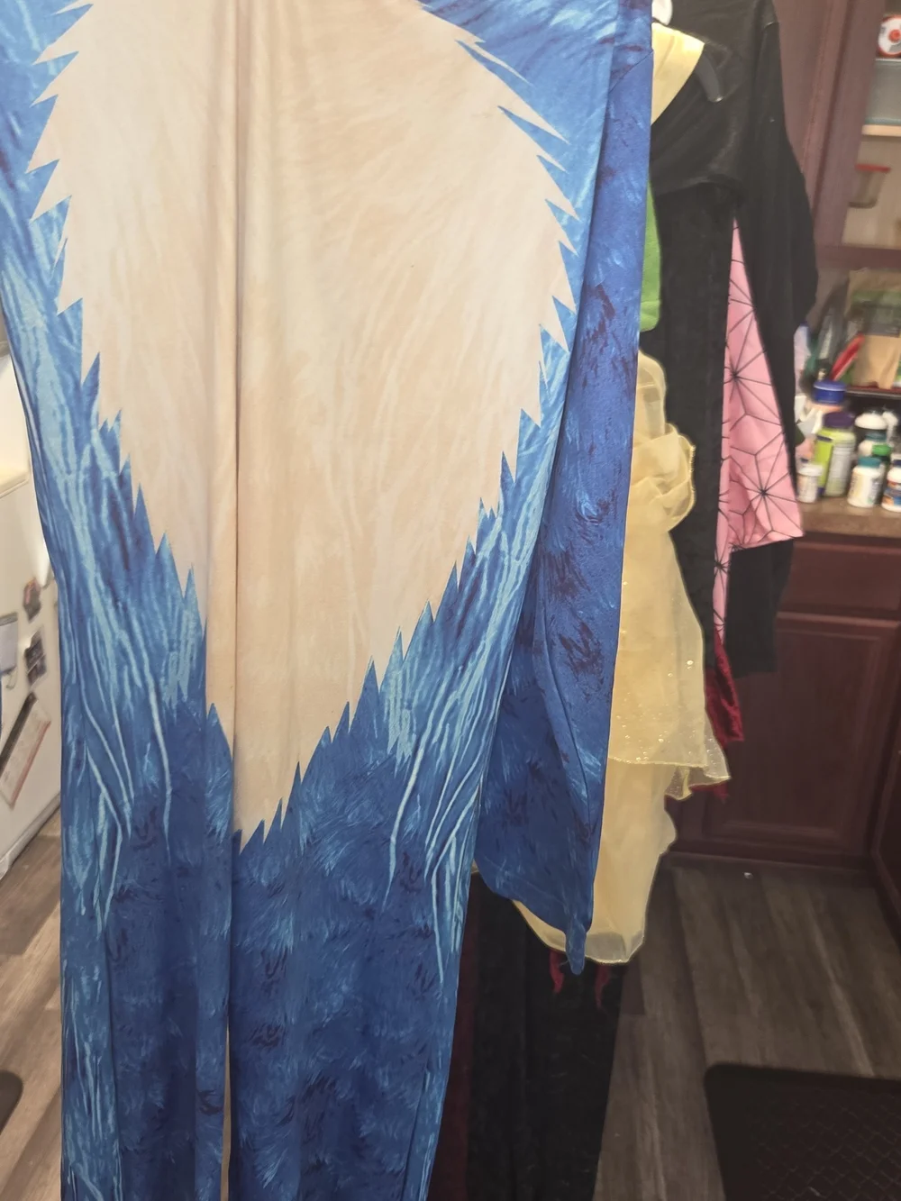 Sonic the Hedgehog costume med. 8/10 #cosplay #halloween #gaming