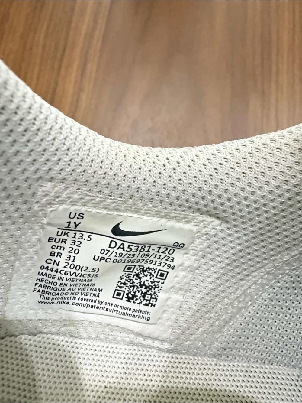 Nike sporty low