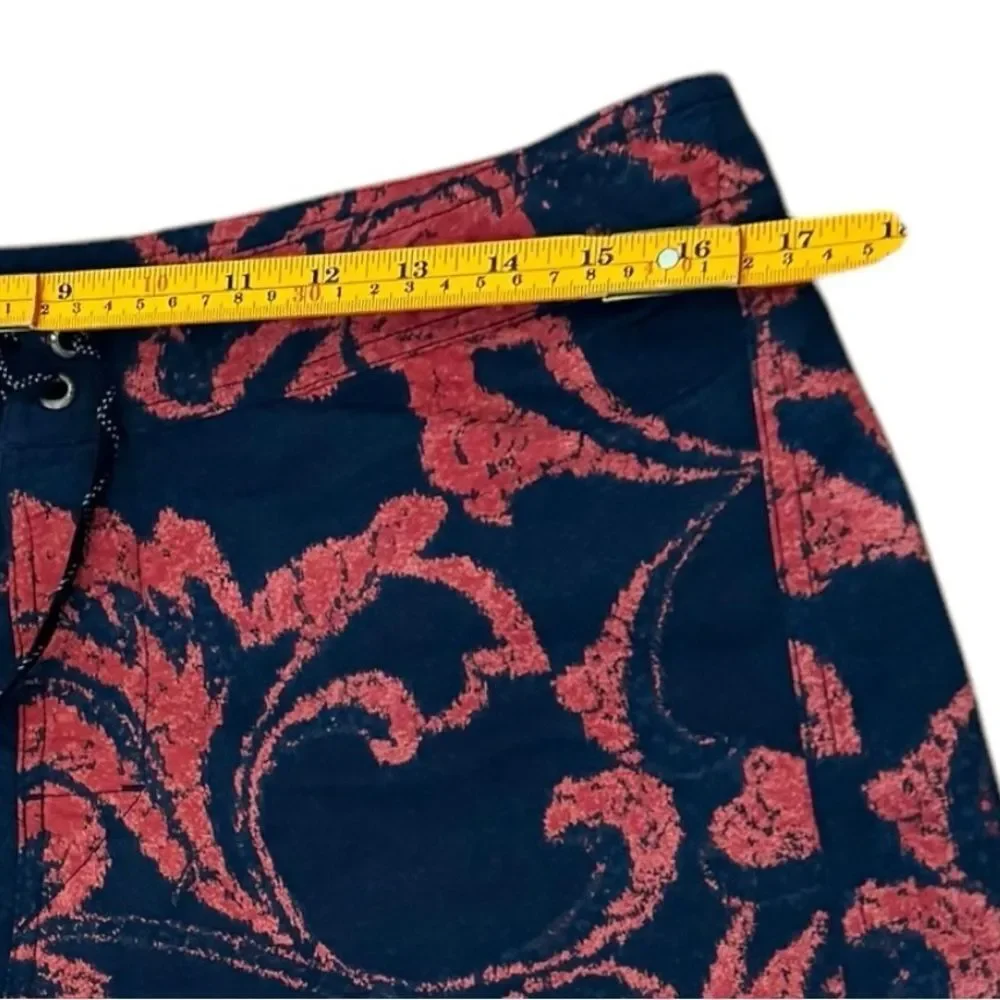 Patagonia men wavefarer