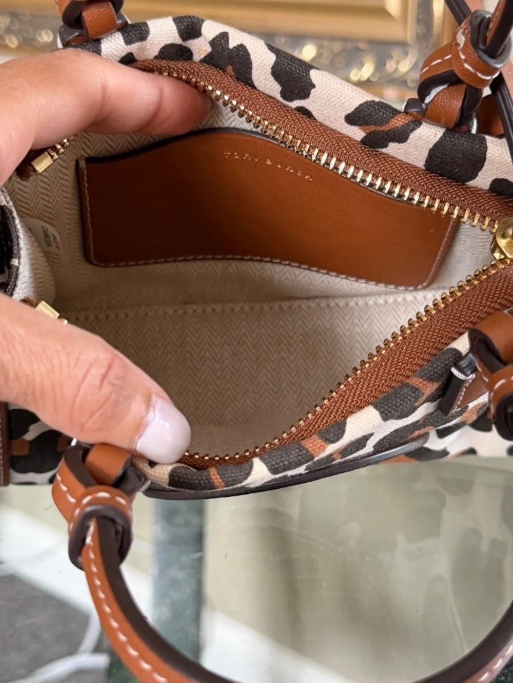 Tory Burch reposh absolutely use
