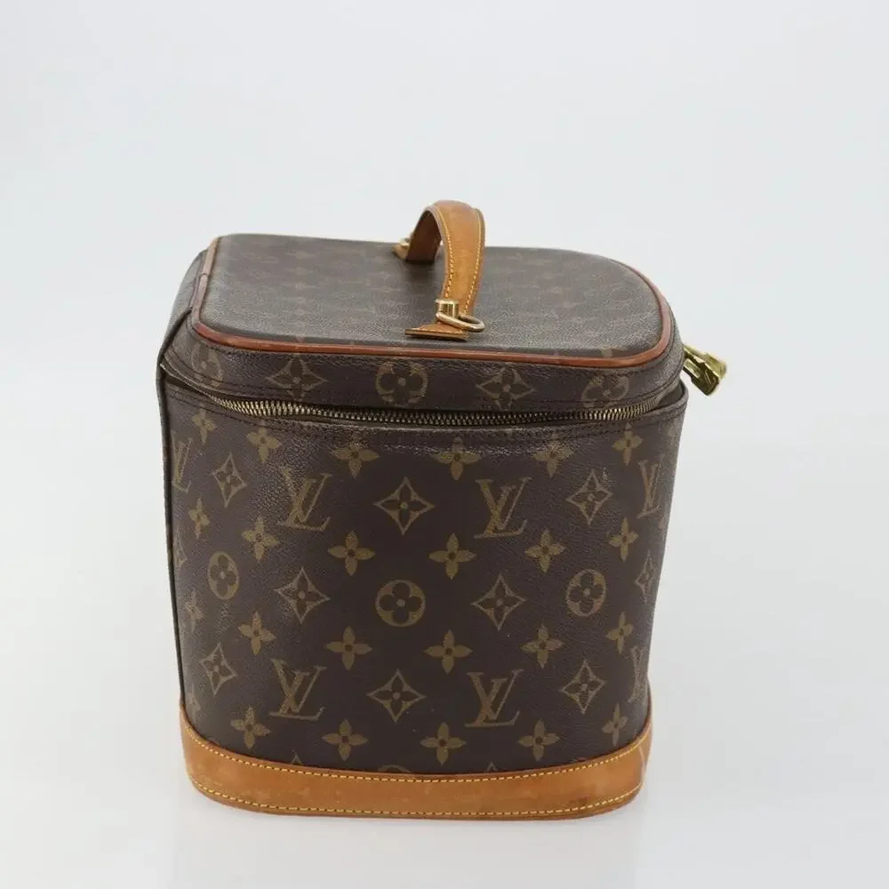 Louis Vuitton height width