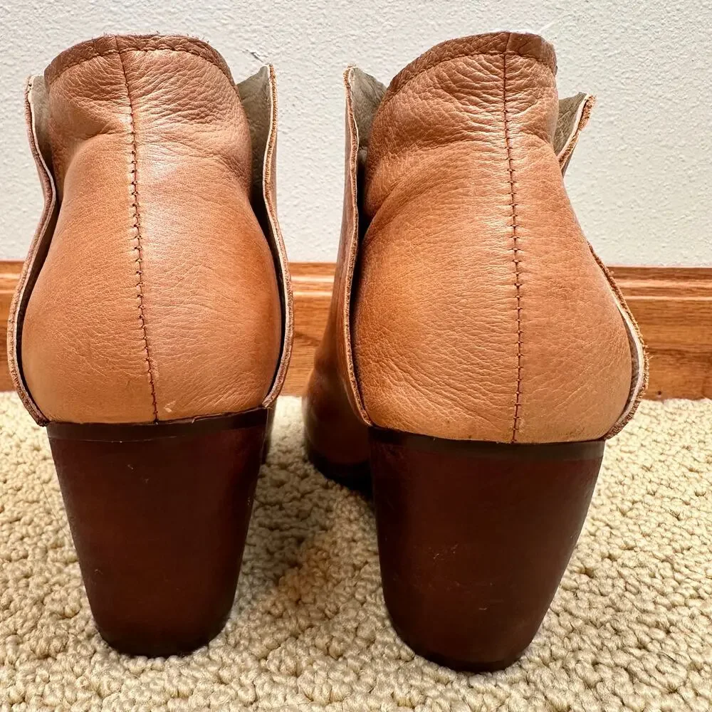 Latigo leather ankle