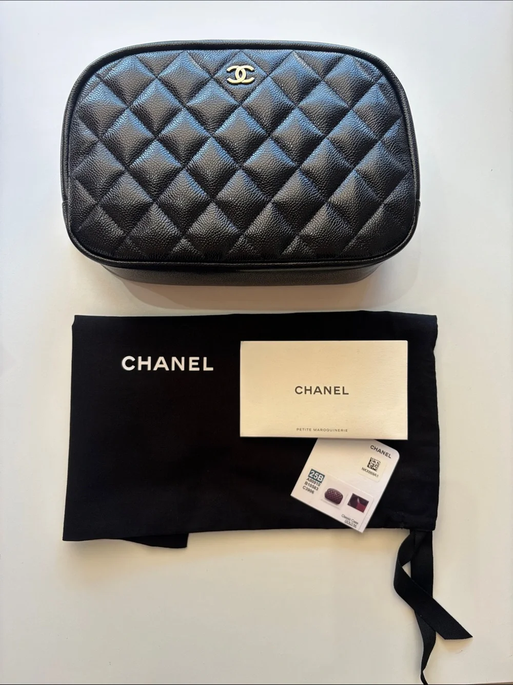 💯CHANEL Aut Caviar Black Quilted Leather Cosmetic Pouch Gold CC Logo B/New