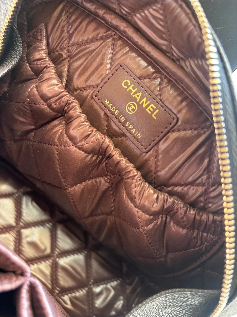 CHANEL classic quilted