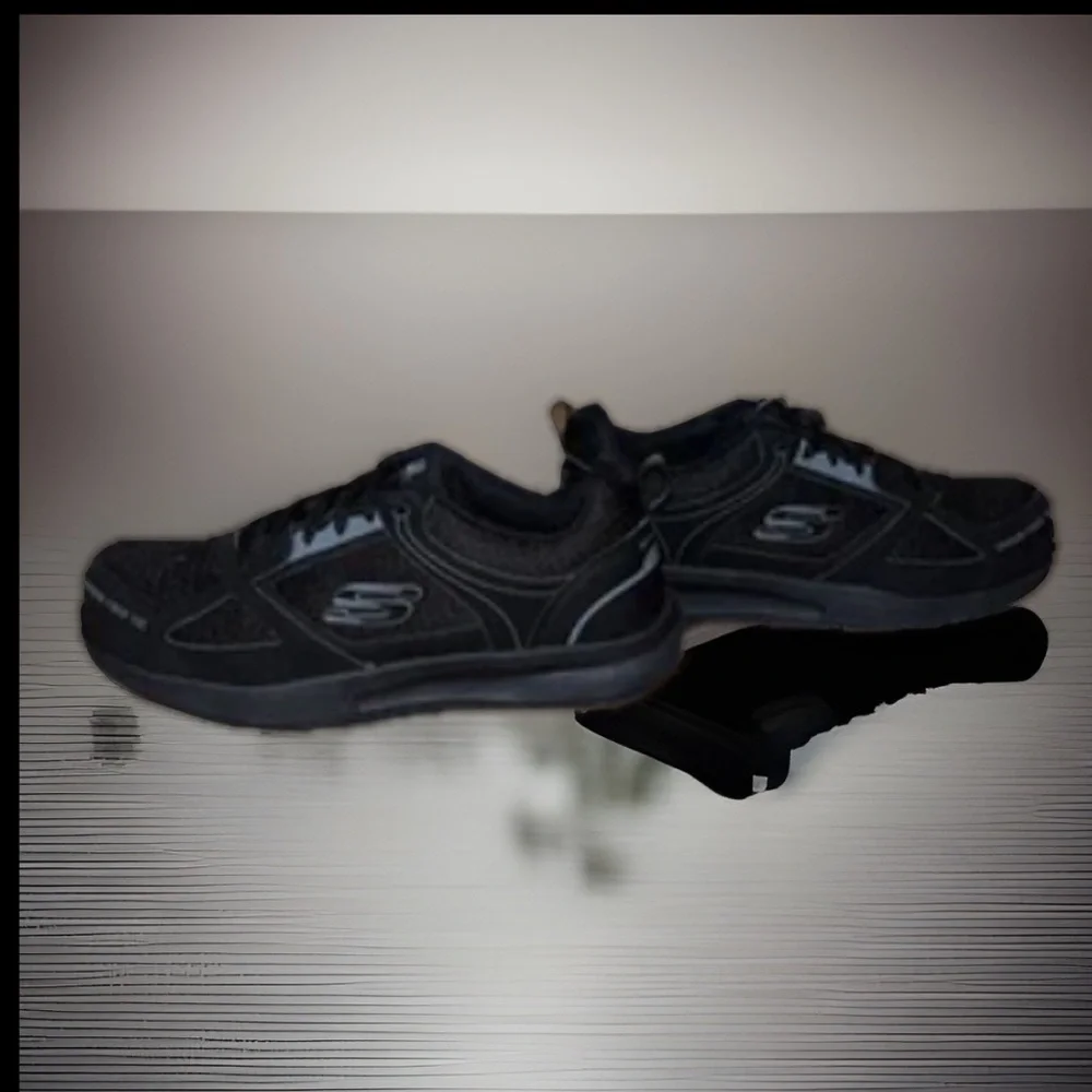 Skechers brand new