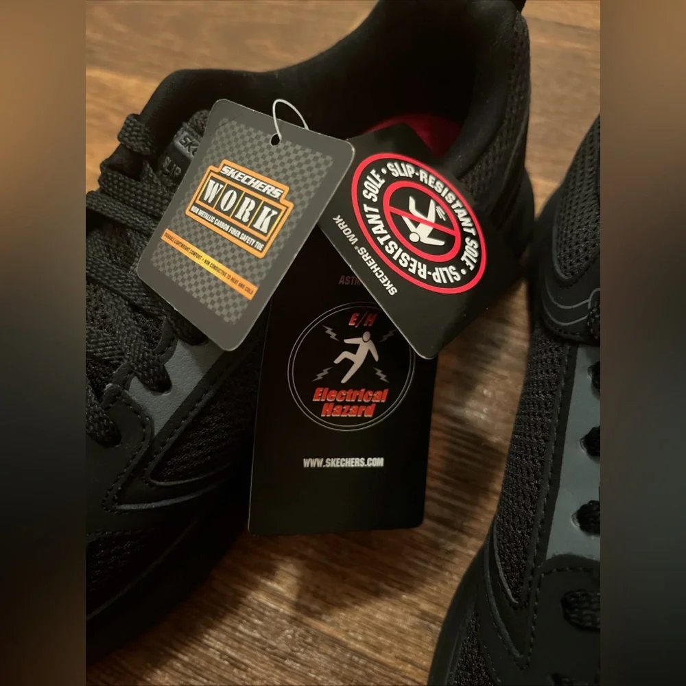 Skechers brand new