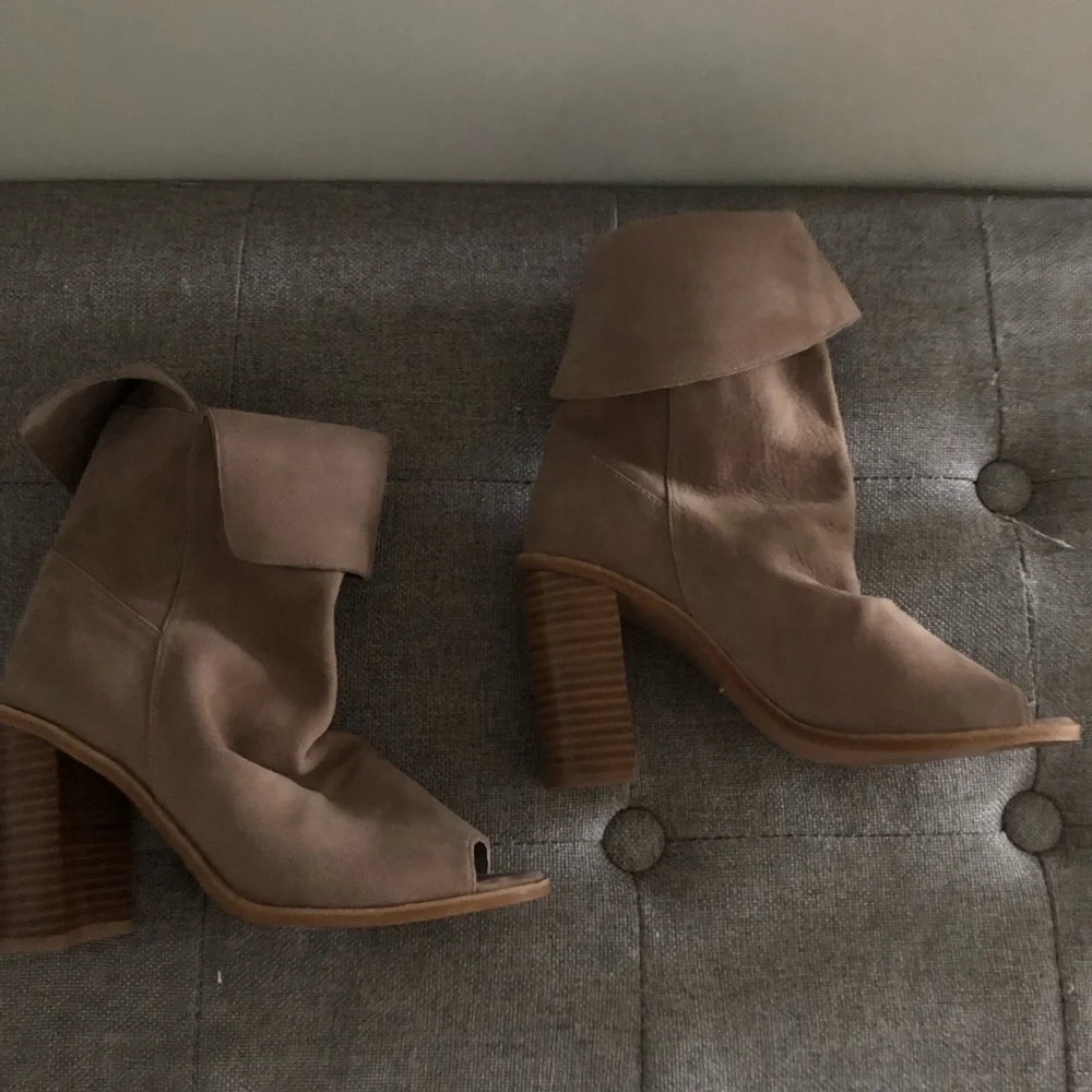42 Gold Ramada Suede Peep Toe Bootie