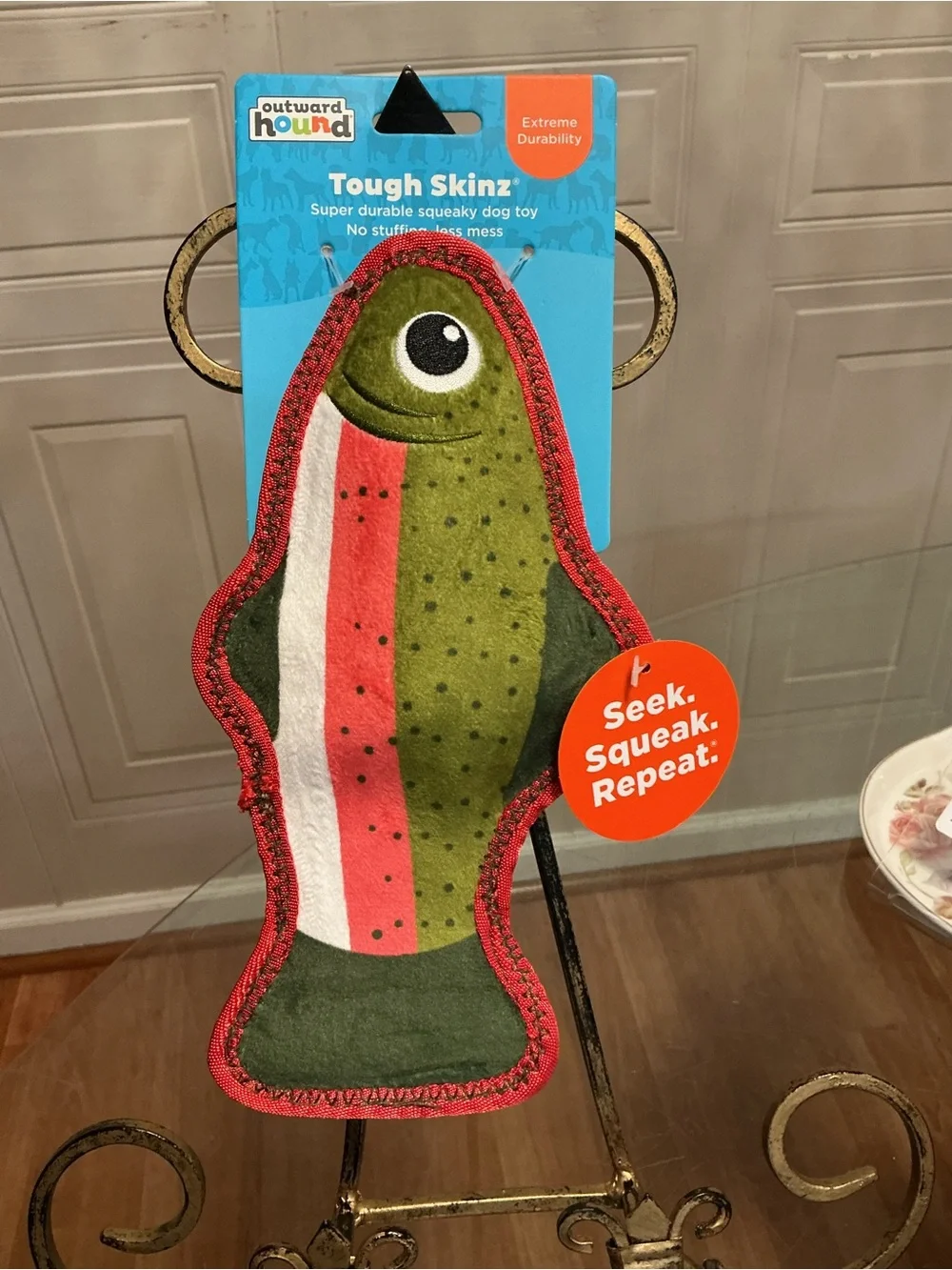 Brand New Outward Tough Skinz Durable Squeaky Dog Toy , Multicolor Fish 9”