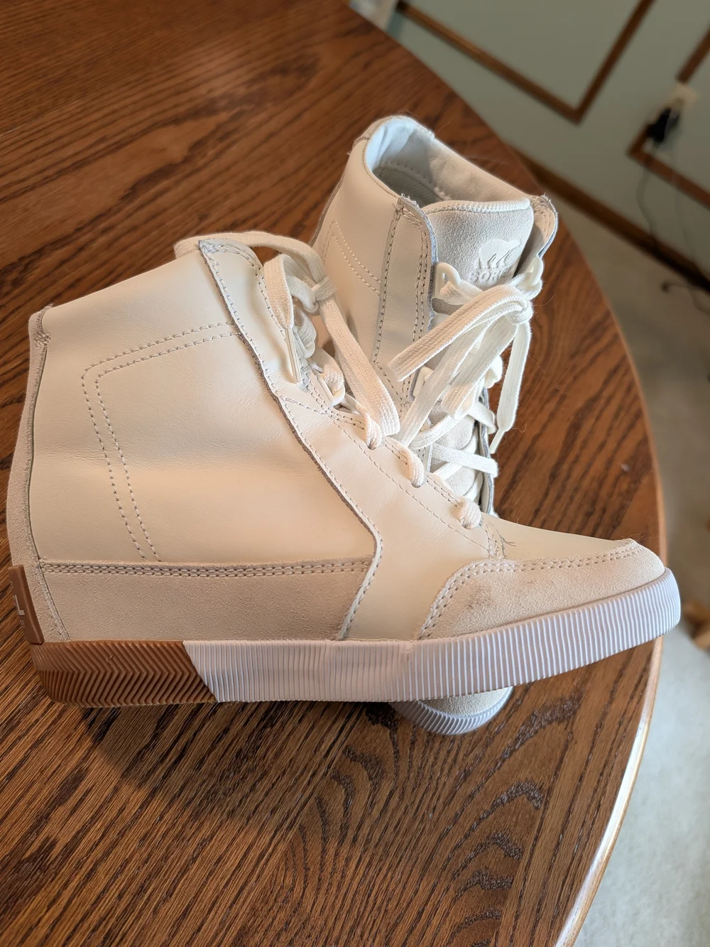 White High-Top Women's Sneakers