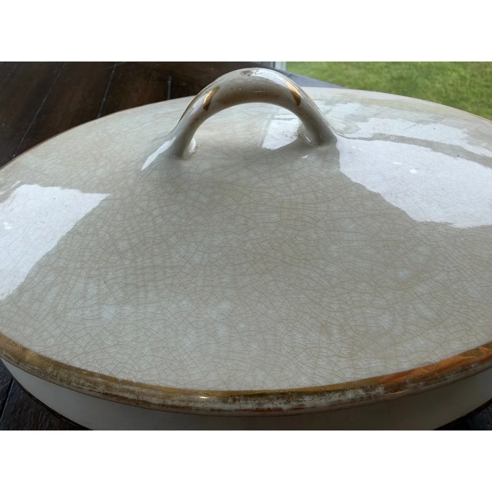 Vintage Homer Laughlin Covered Casserole Serving Dish Gold Trim USA – AS IS