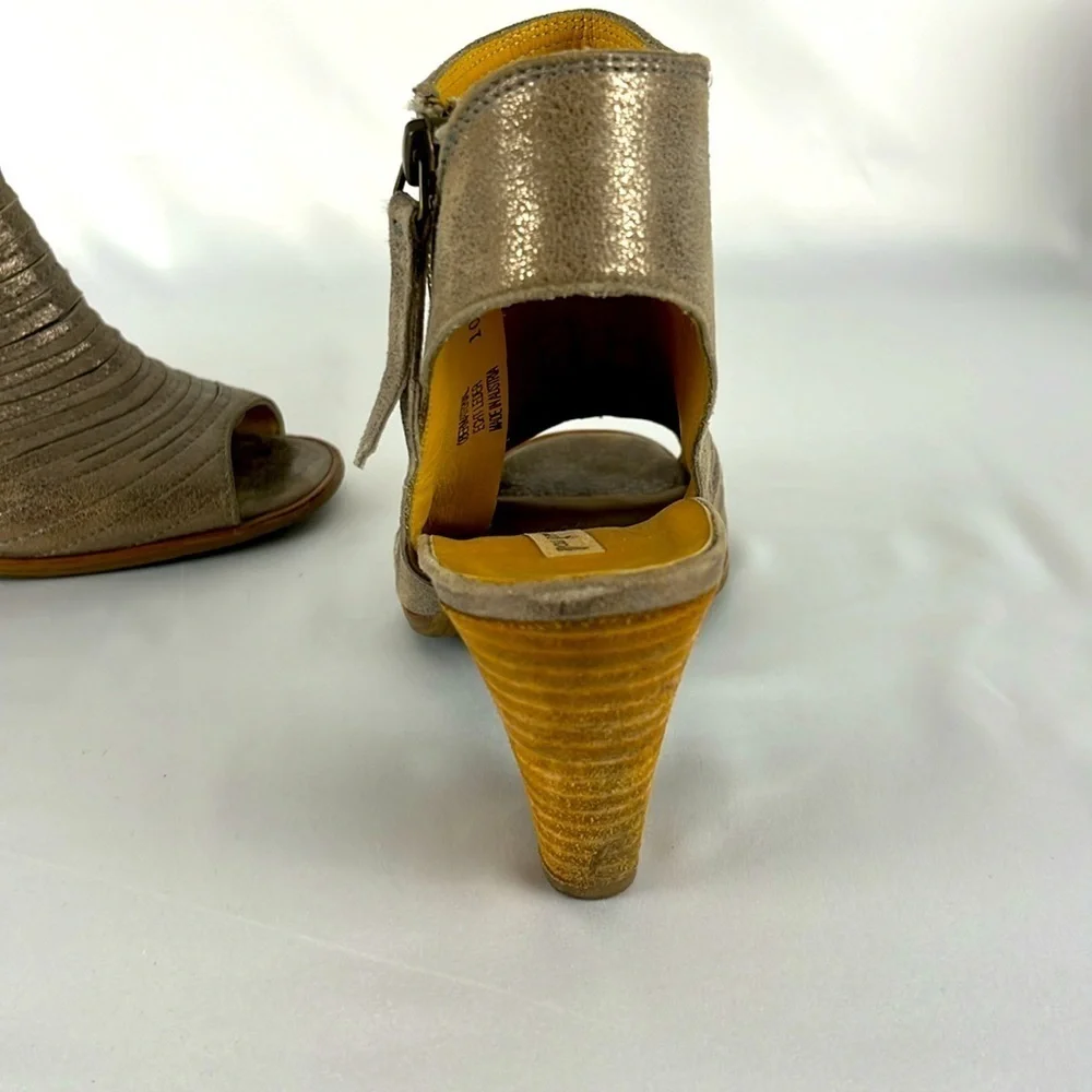 Paul Green Cayanne Peep Toe High Heel Booties SZ 9 US/SZ 6.5 UK Metallic Leather