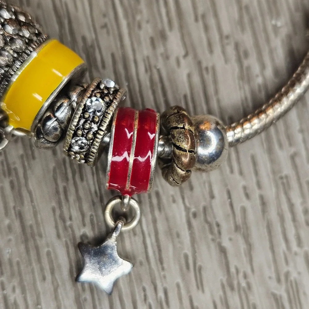 Colorful enamelCharm Bead Bracelet Silver Tone Heart Cross Star 8 Inch