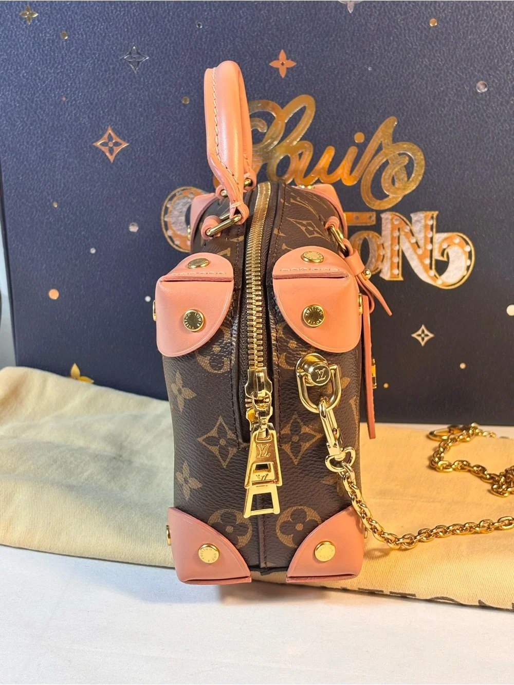 Louis Vuitton great chain