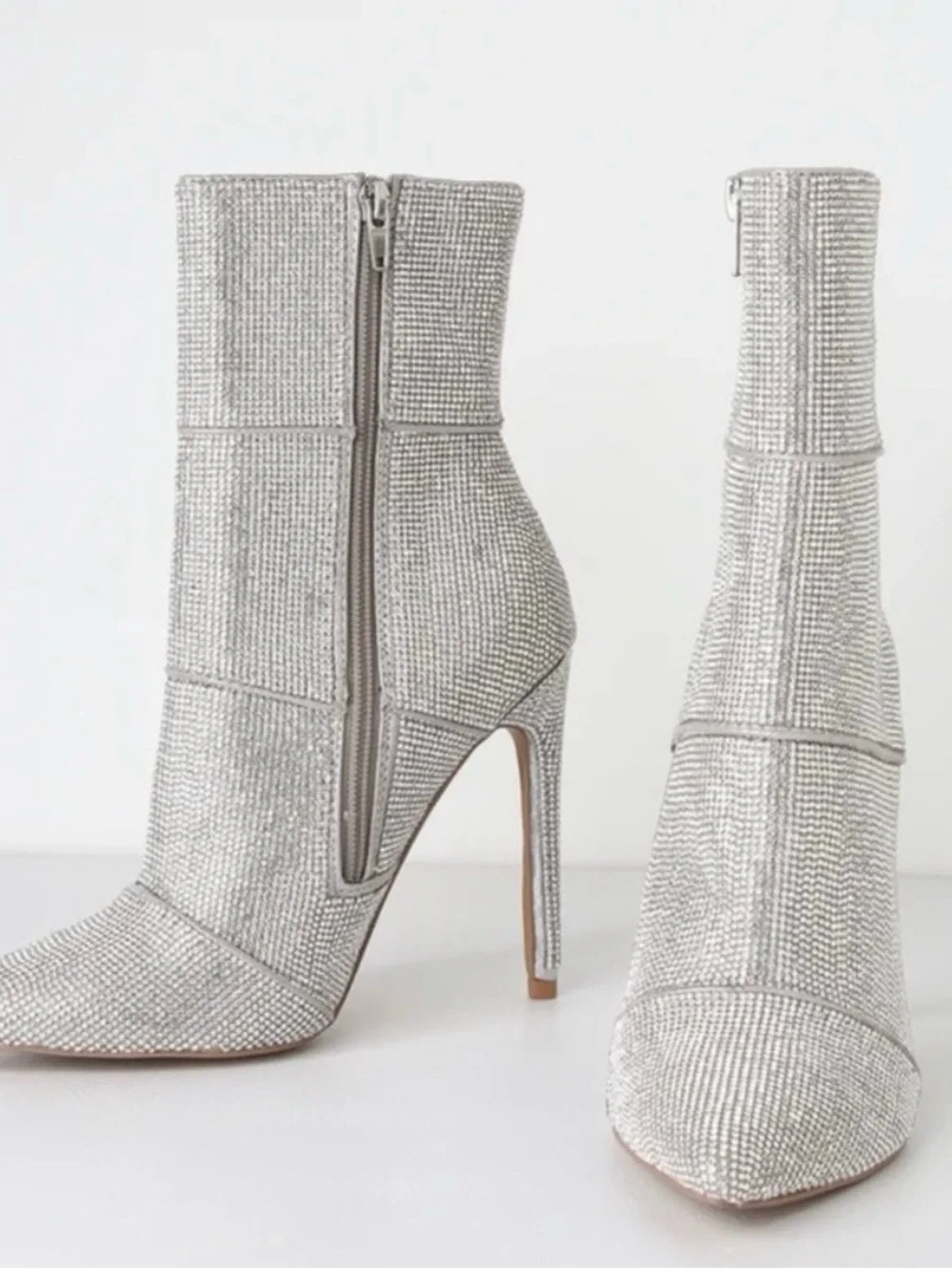 Steve Madden eye catching