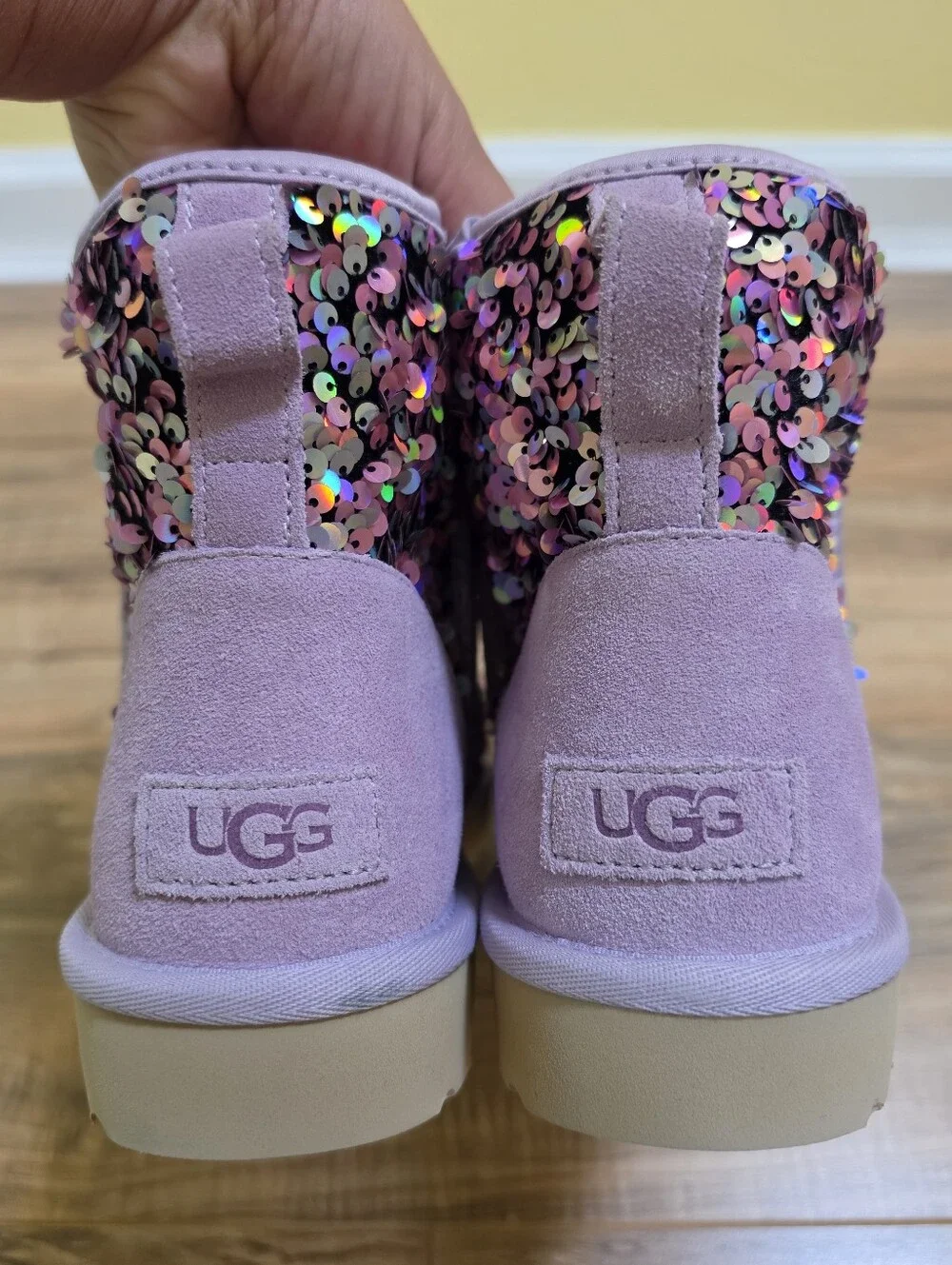 UGG classic mini