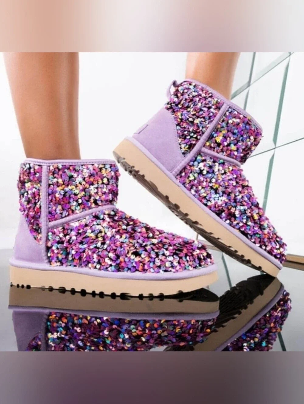 UGG classic mini
