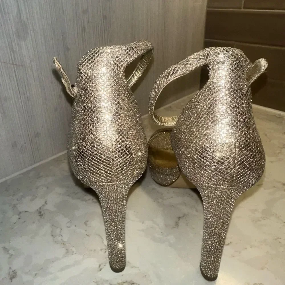 MICHAEL Michael Kors cleaned photos 21