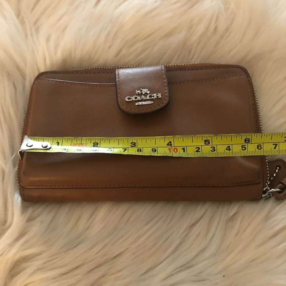 Coach leather wristlet