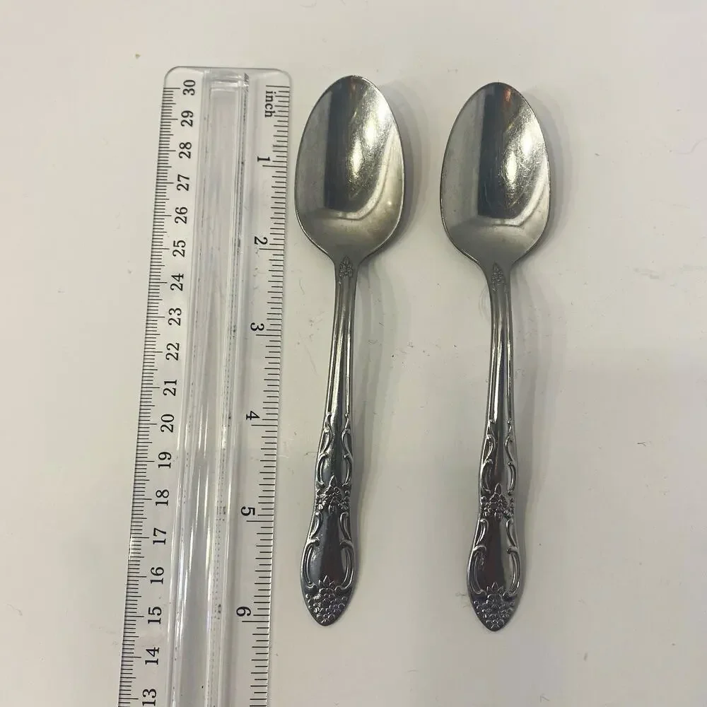 Oneida Oneidacraft Venus Teaspoons Set of 2 Vintage Stainless Floral Scroll