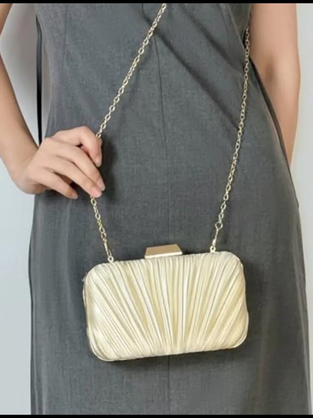 N/A elegant pleated