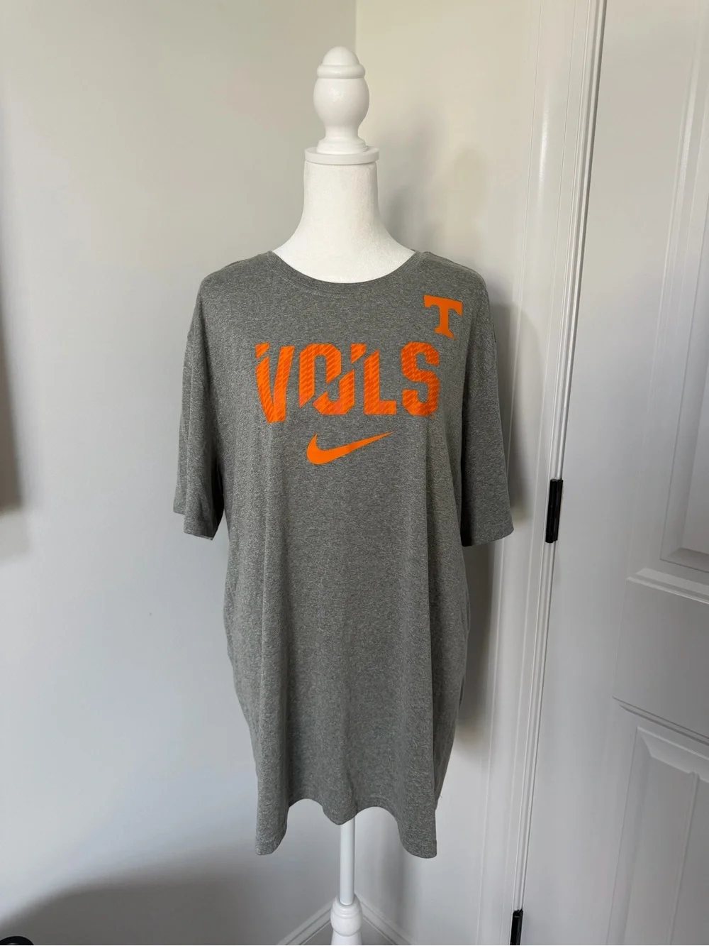 Nike Tennessee Volunteers Dri-Fit with VOLS Logo Men’s Size XXL