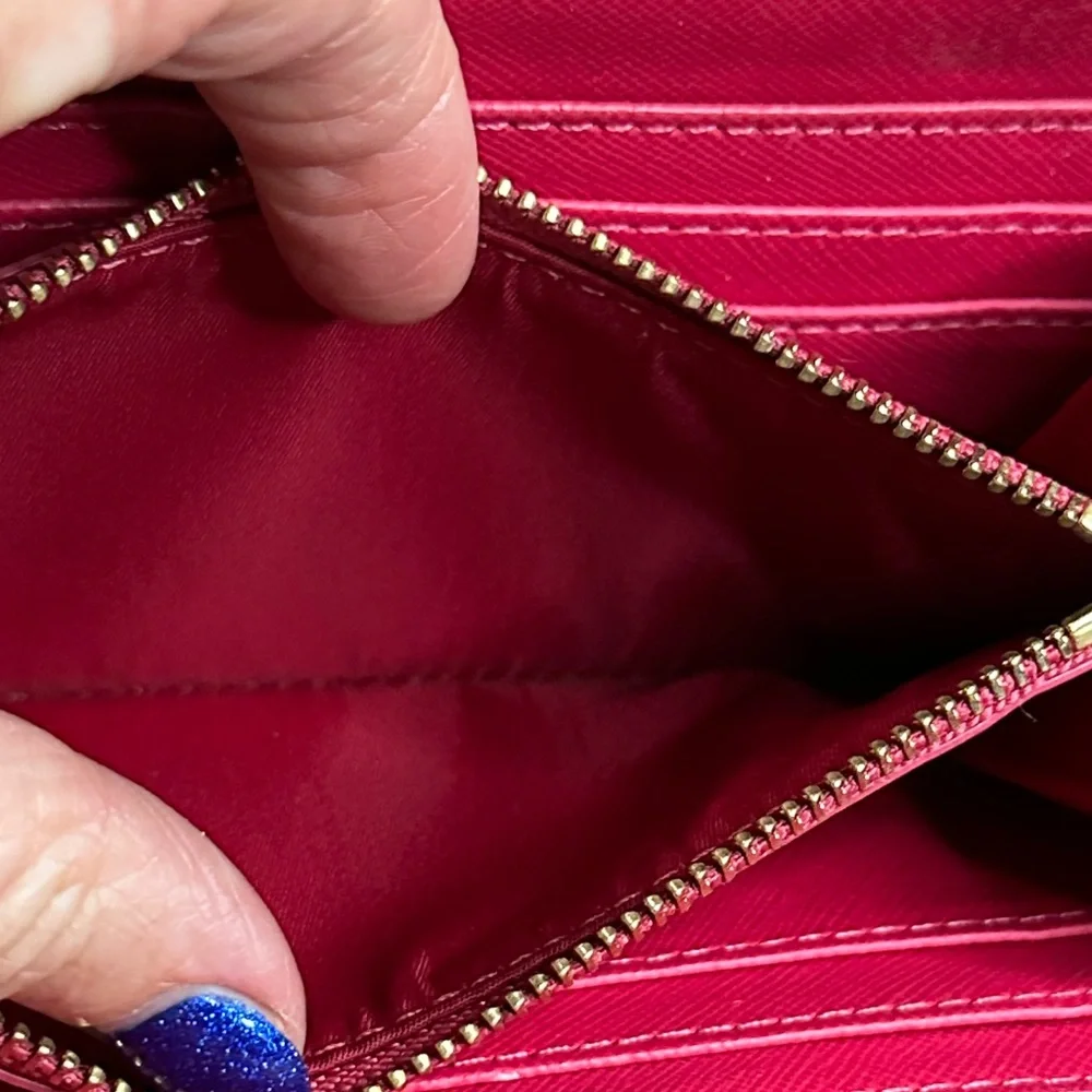Tory Burch sleek magenta