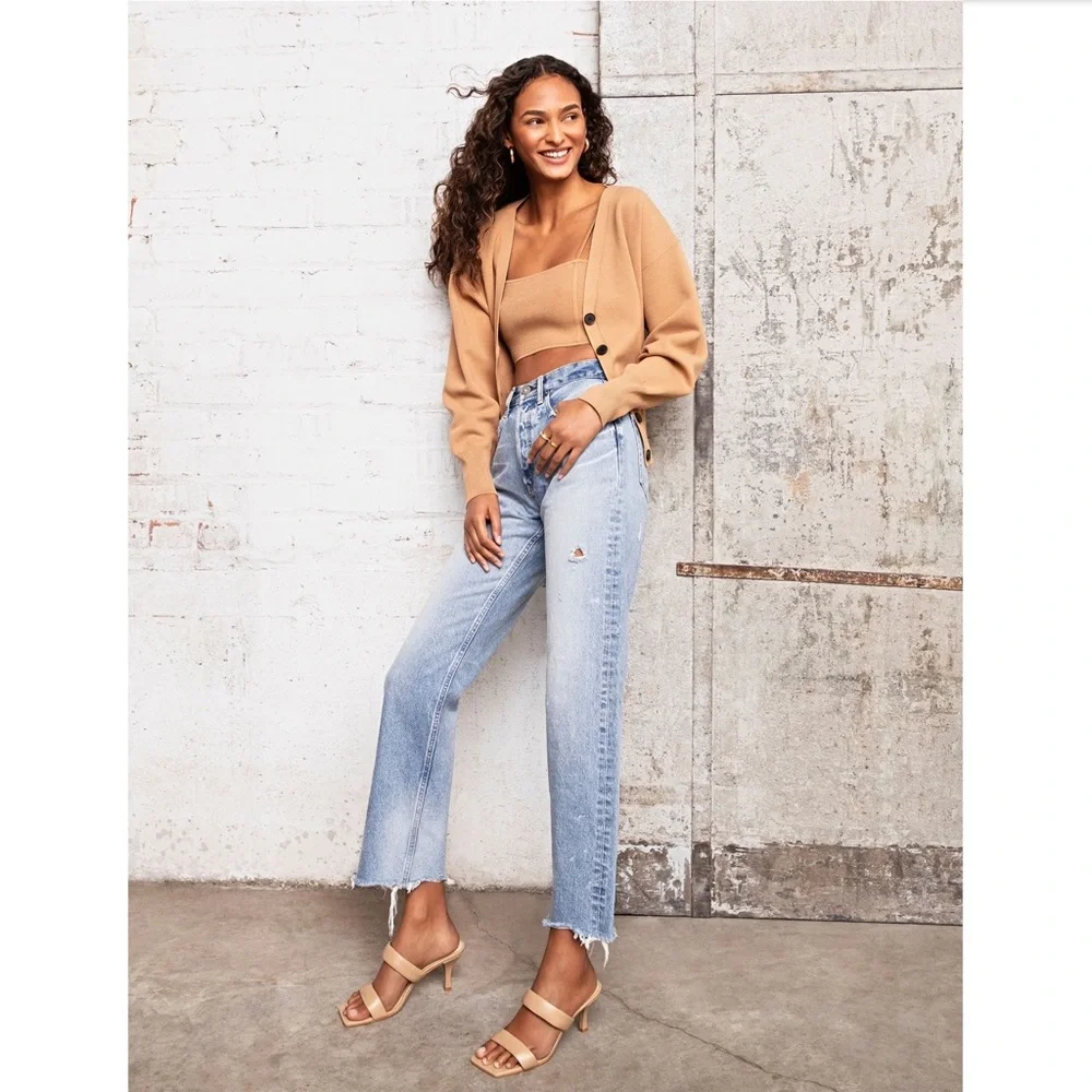 Vince Camuto 75” size square
