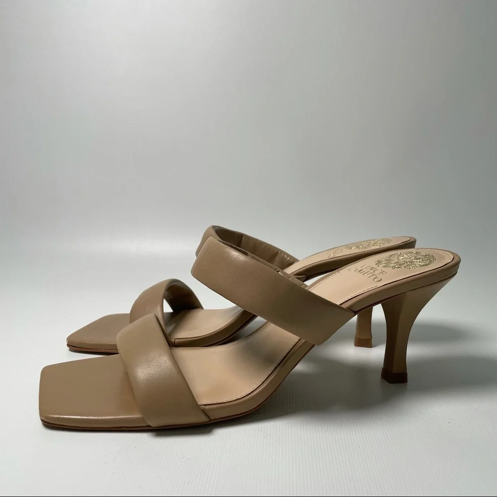 Vince Camuto aslee or size