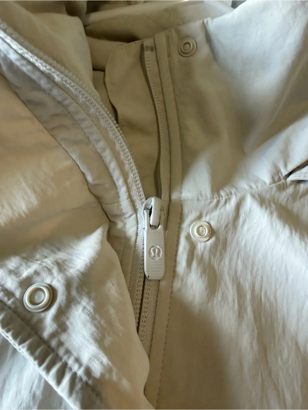 lululemon athletica lightweight hooded