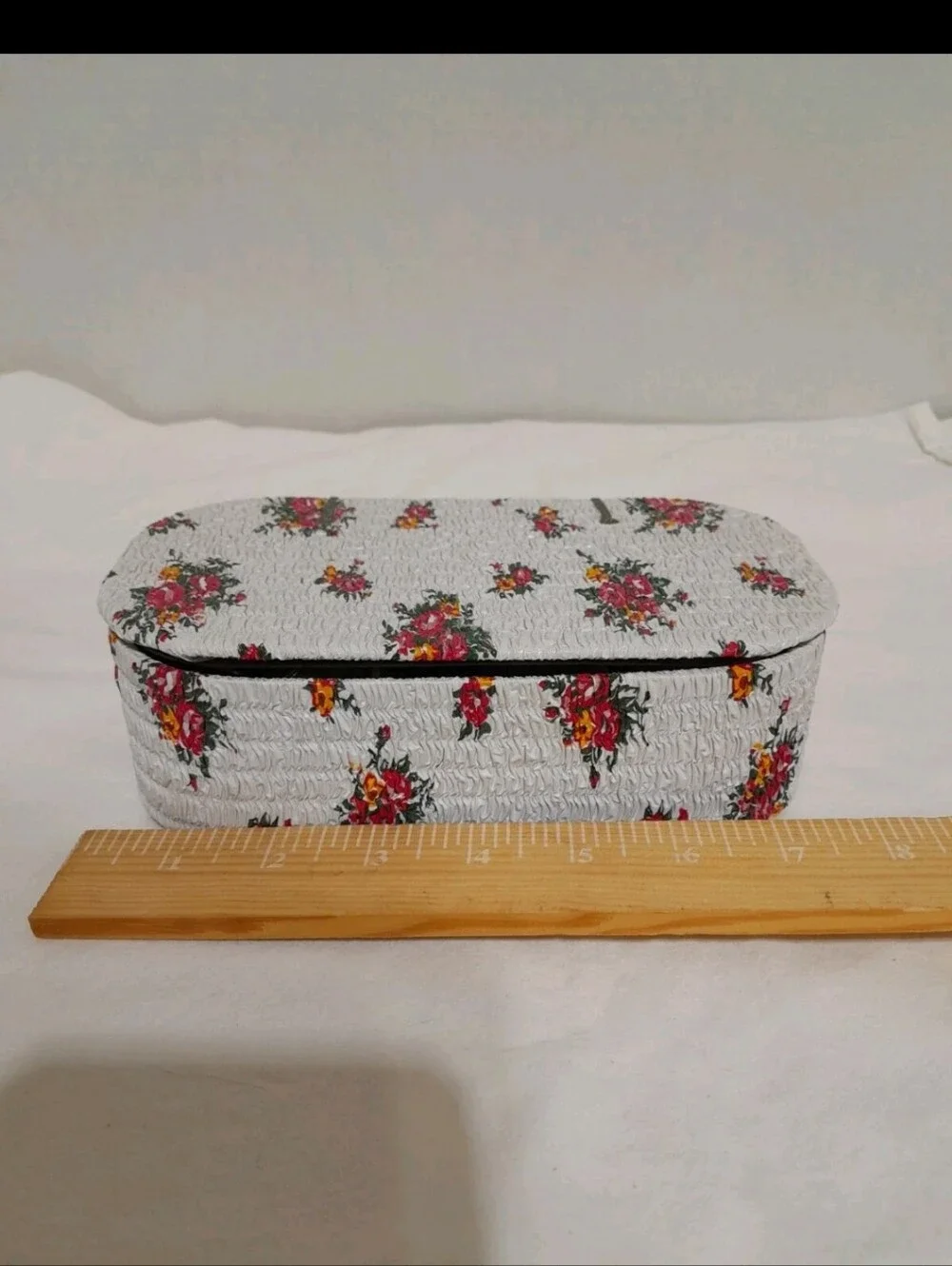 Vintage Claussner White Floral Travel Jewelry Case