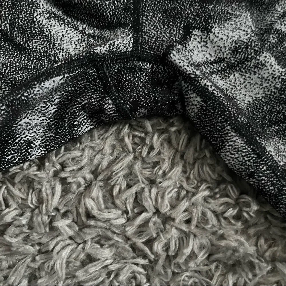 lululemon athletica signs wear material