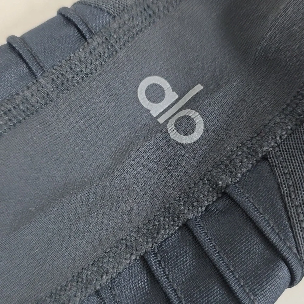 ALO Yoga comfortable stylish