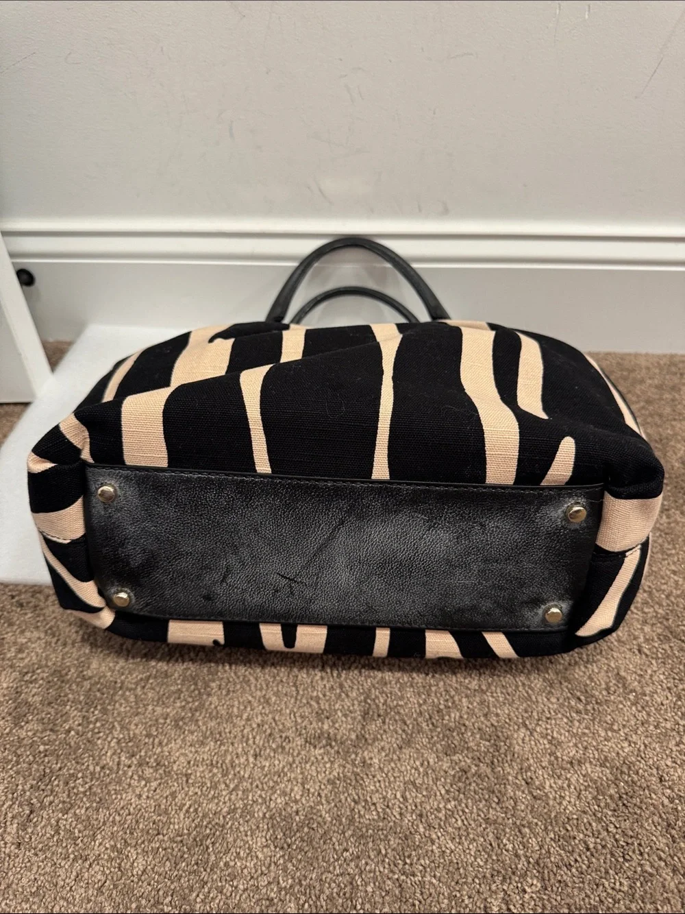 Kate spade looloo zebra print shoulder bag purse