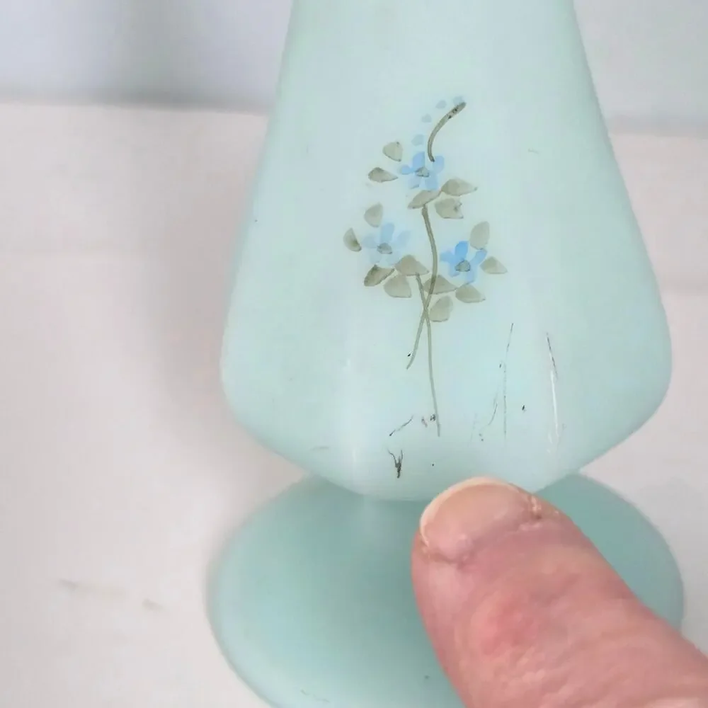 Fenton vintage bud