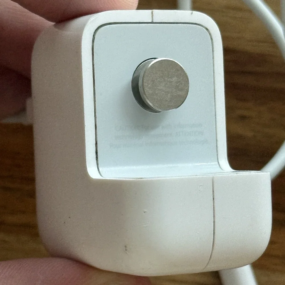 OEM Apple 12W Wall Charger And 1M Lightning to USB Cable iPad's & iPhone Genuine