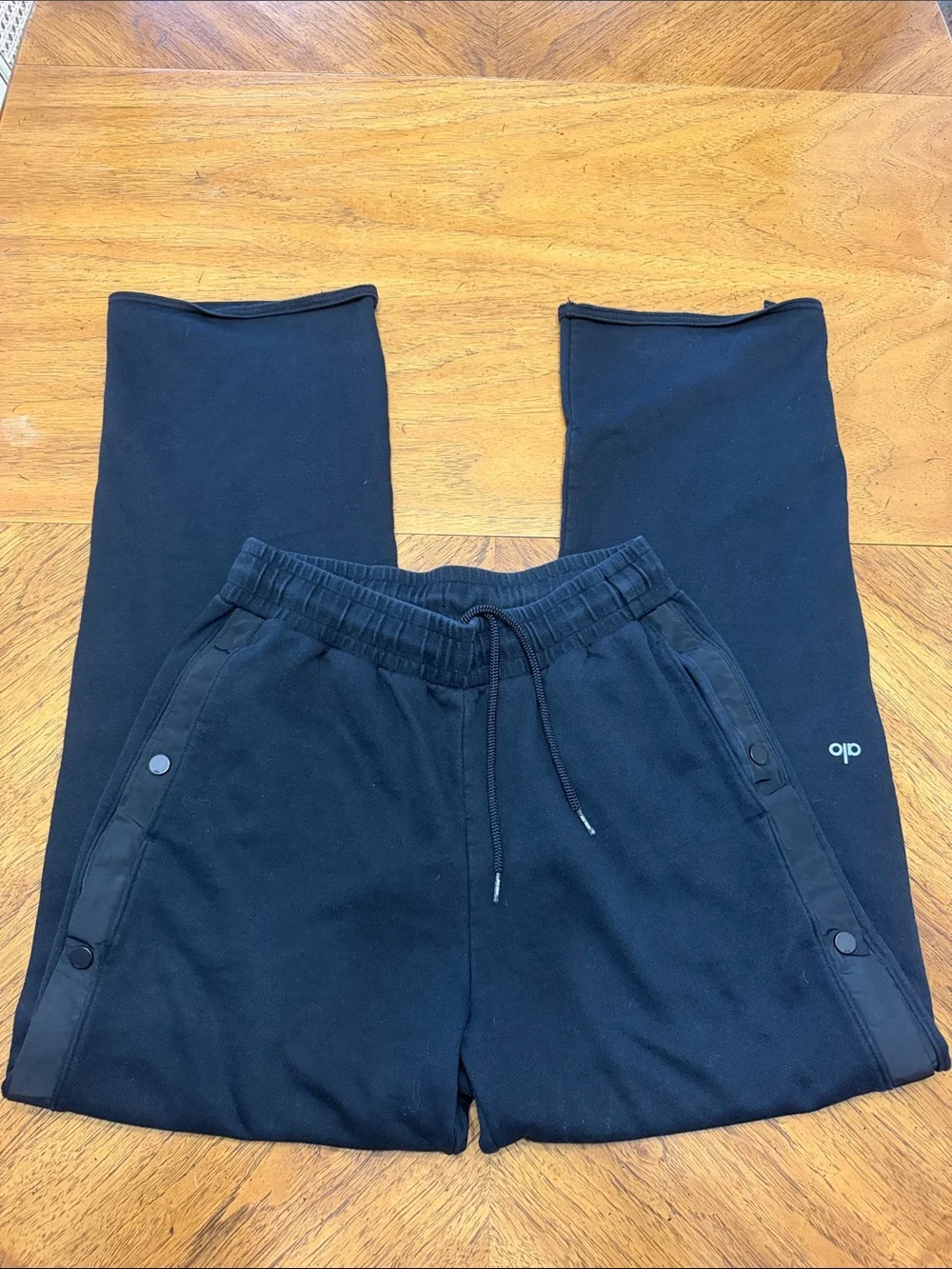ALO Yoga size medium