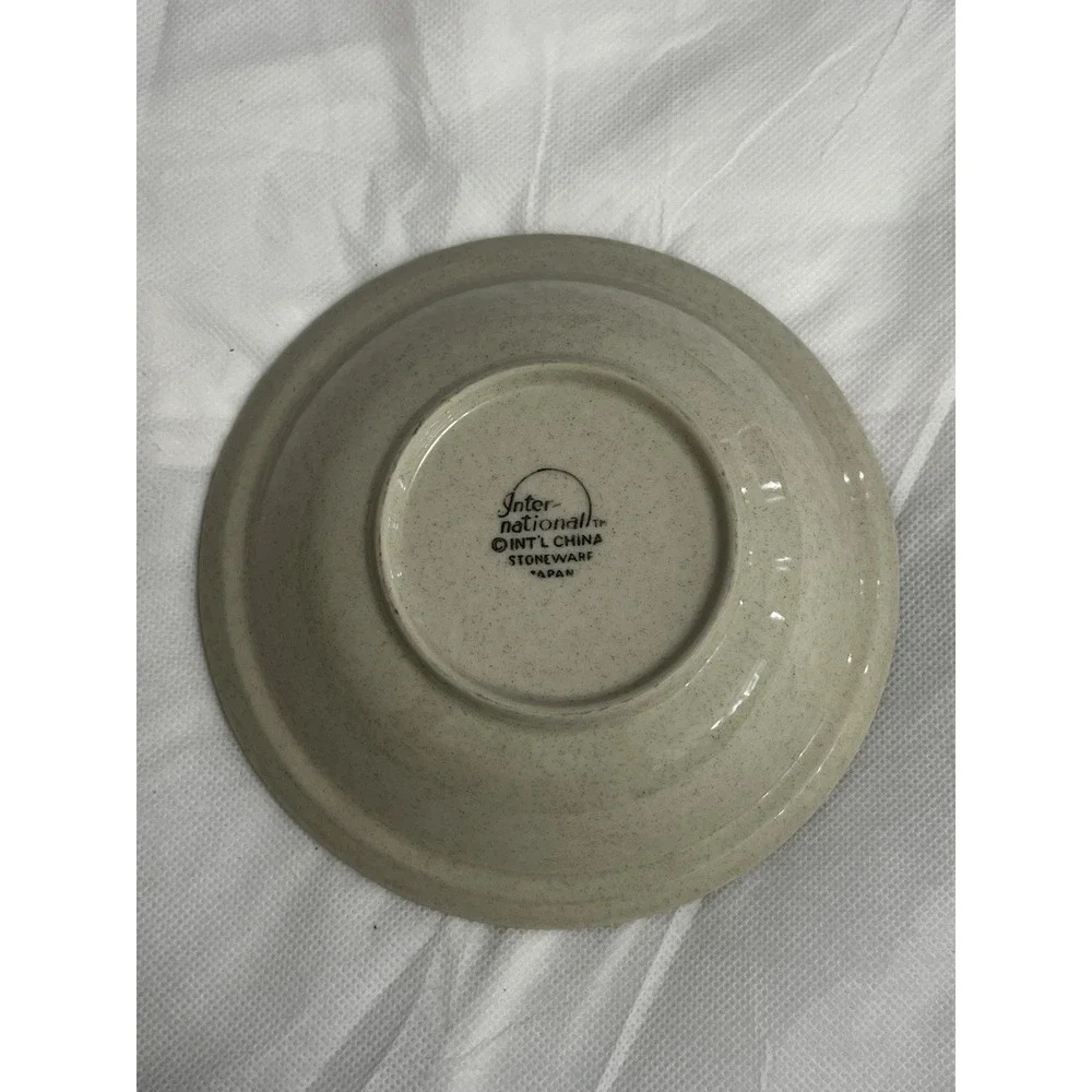 International Tableworks pre owned