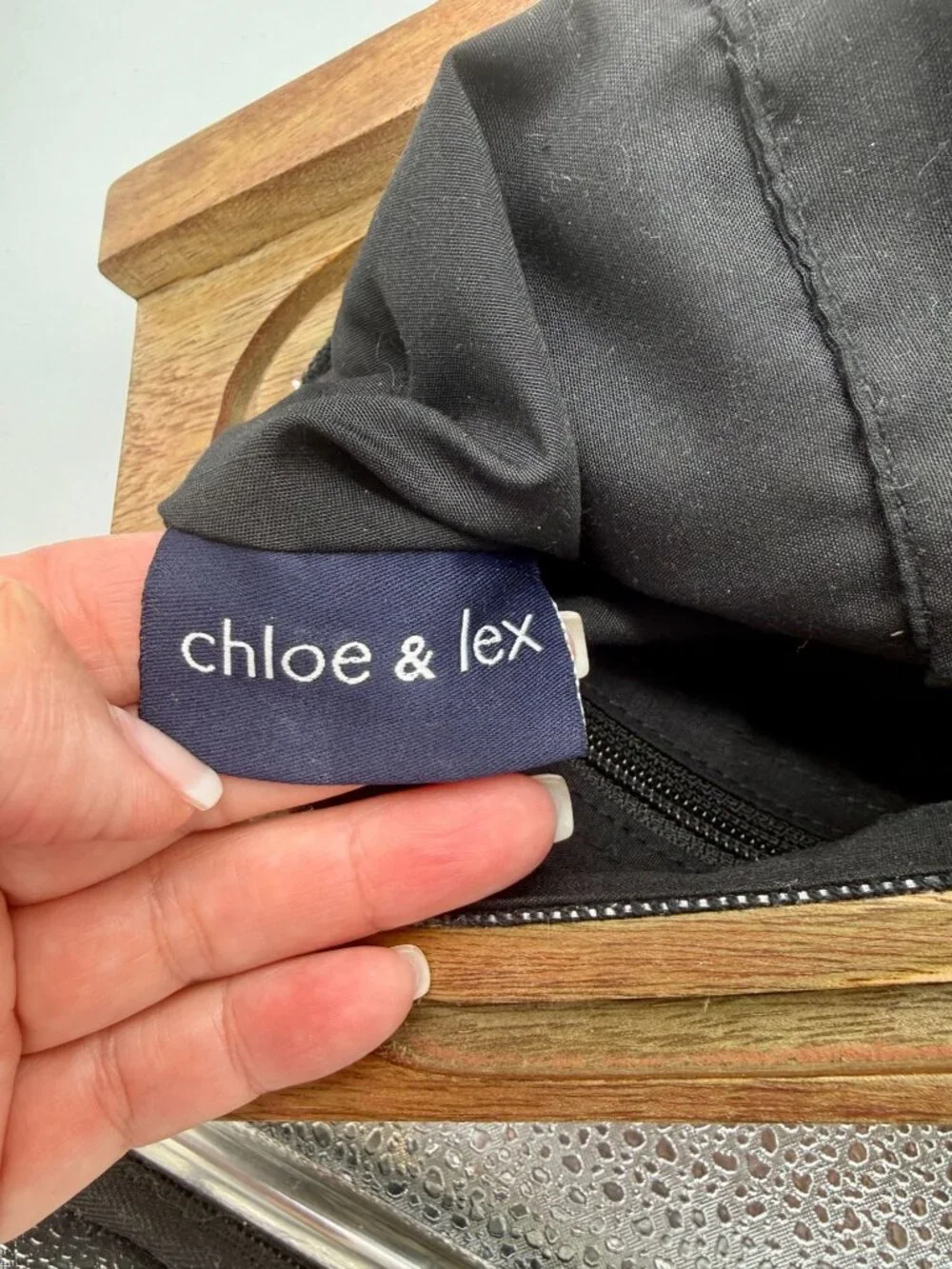 Chloe & Lex made black