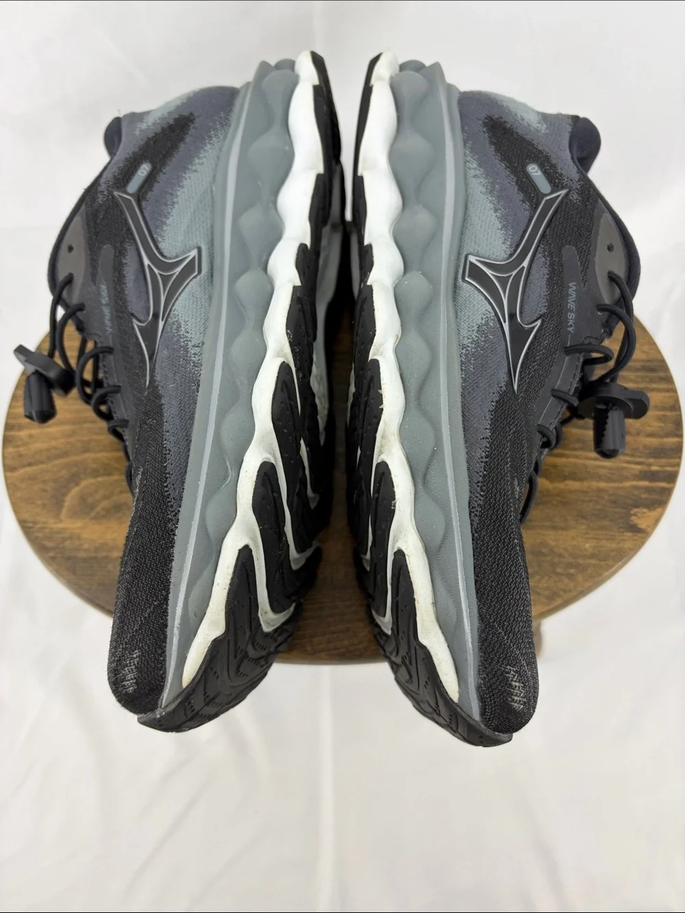 Mizuno Wave Sky 7 Womens Running Shoes w/ Cinch Laces, sz 9