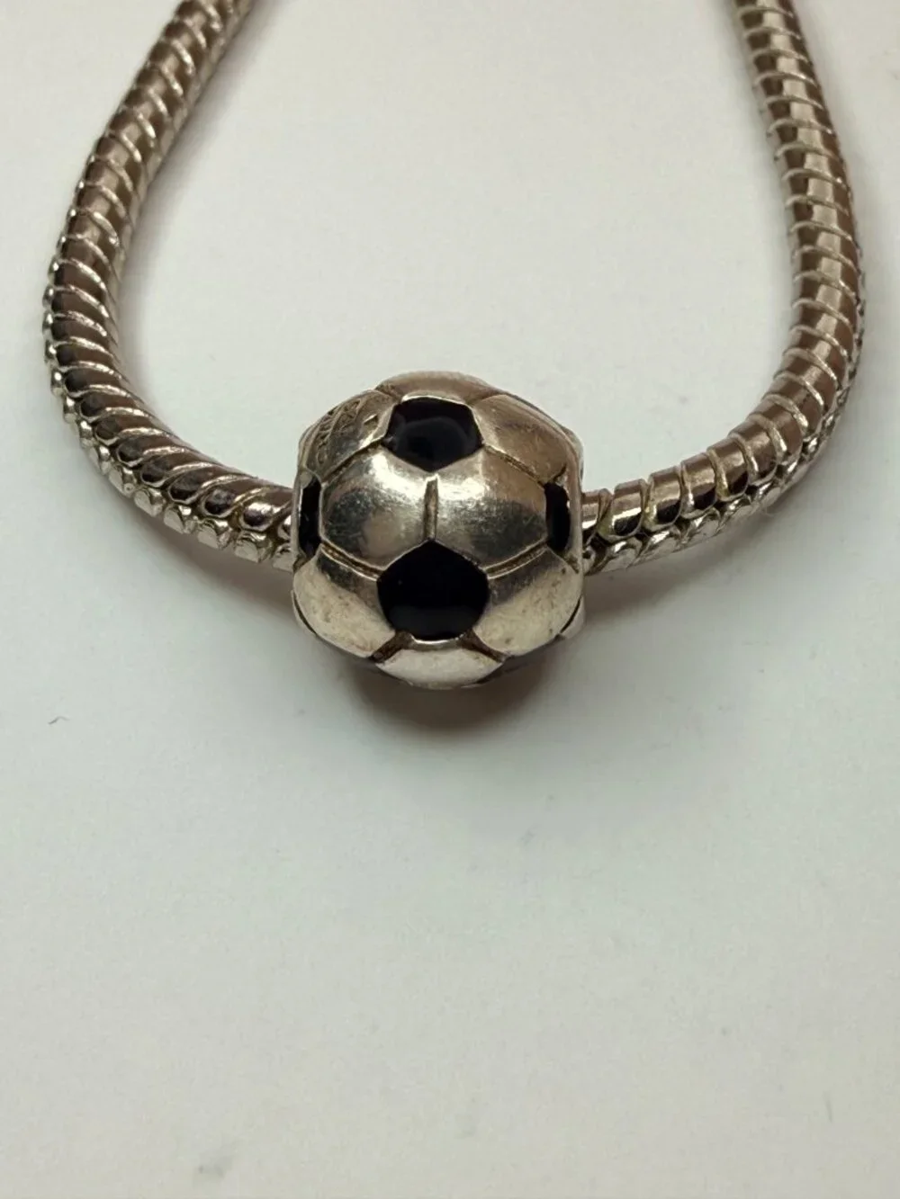 Chamilia marked 00094