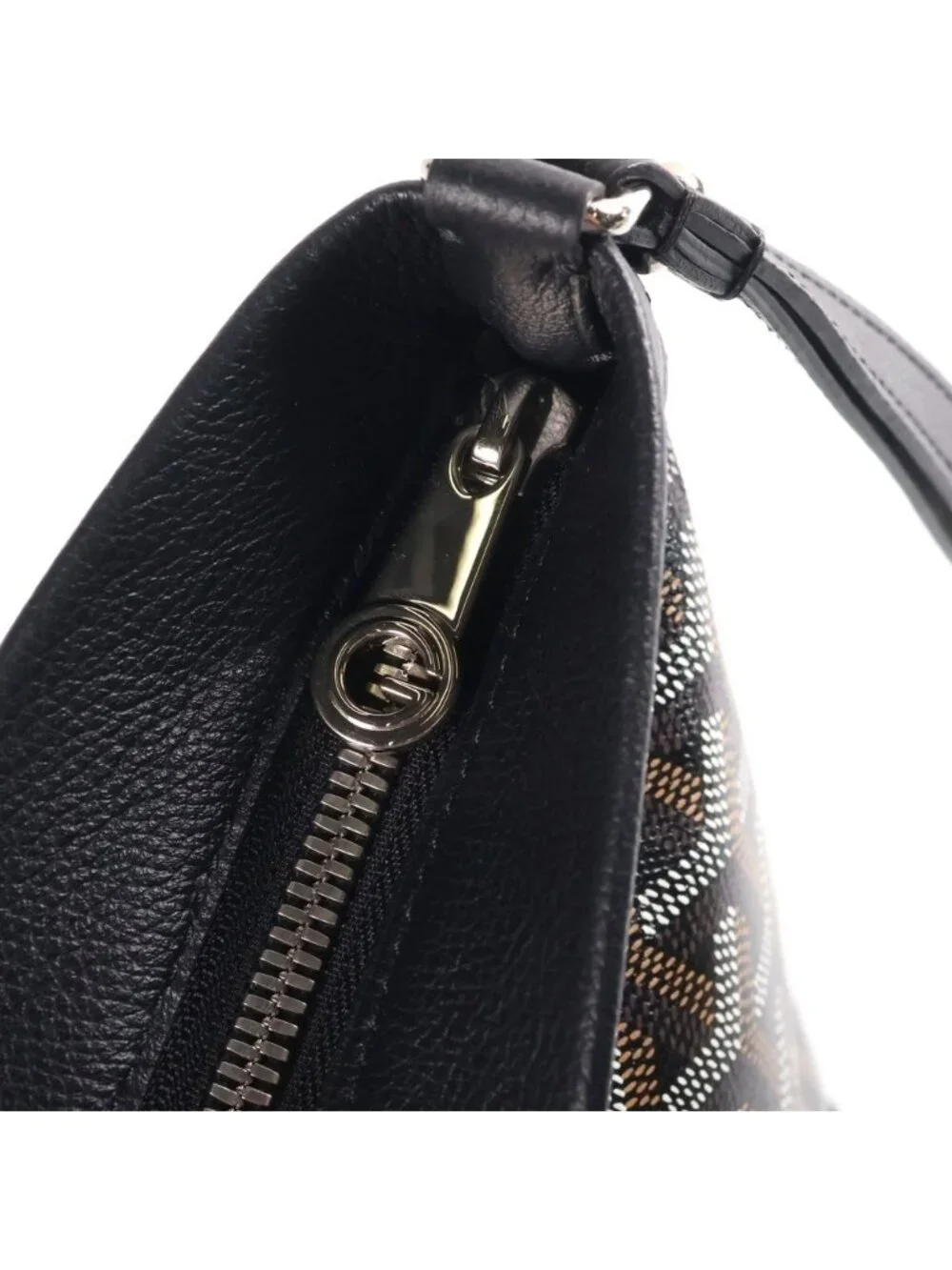 Goyard conti pouch