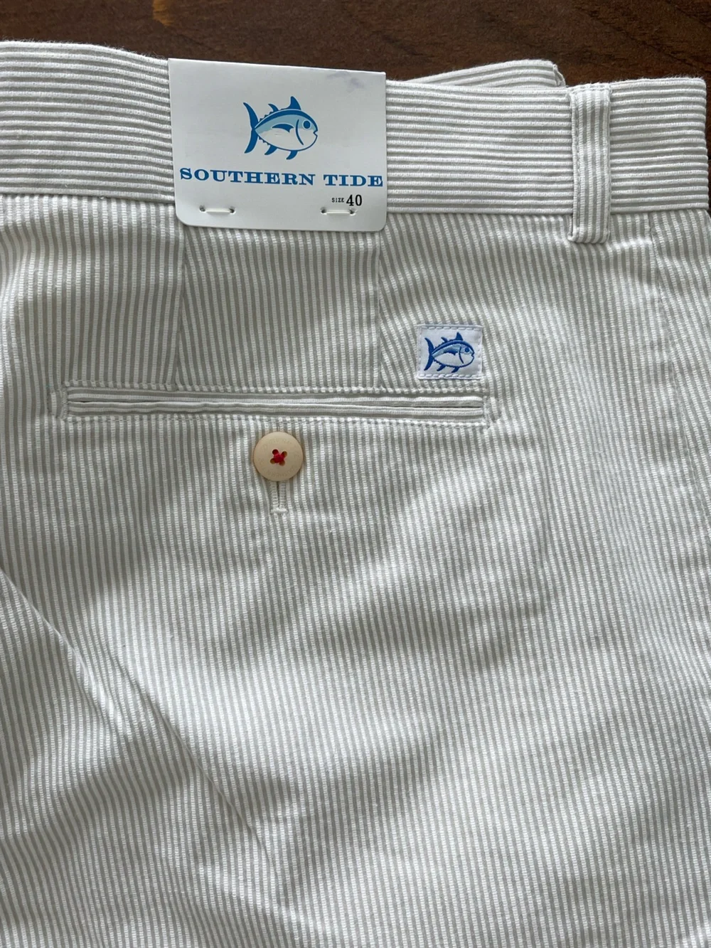 Southern Tide bnwt 40