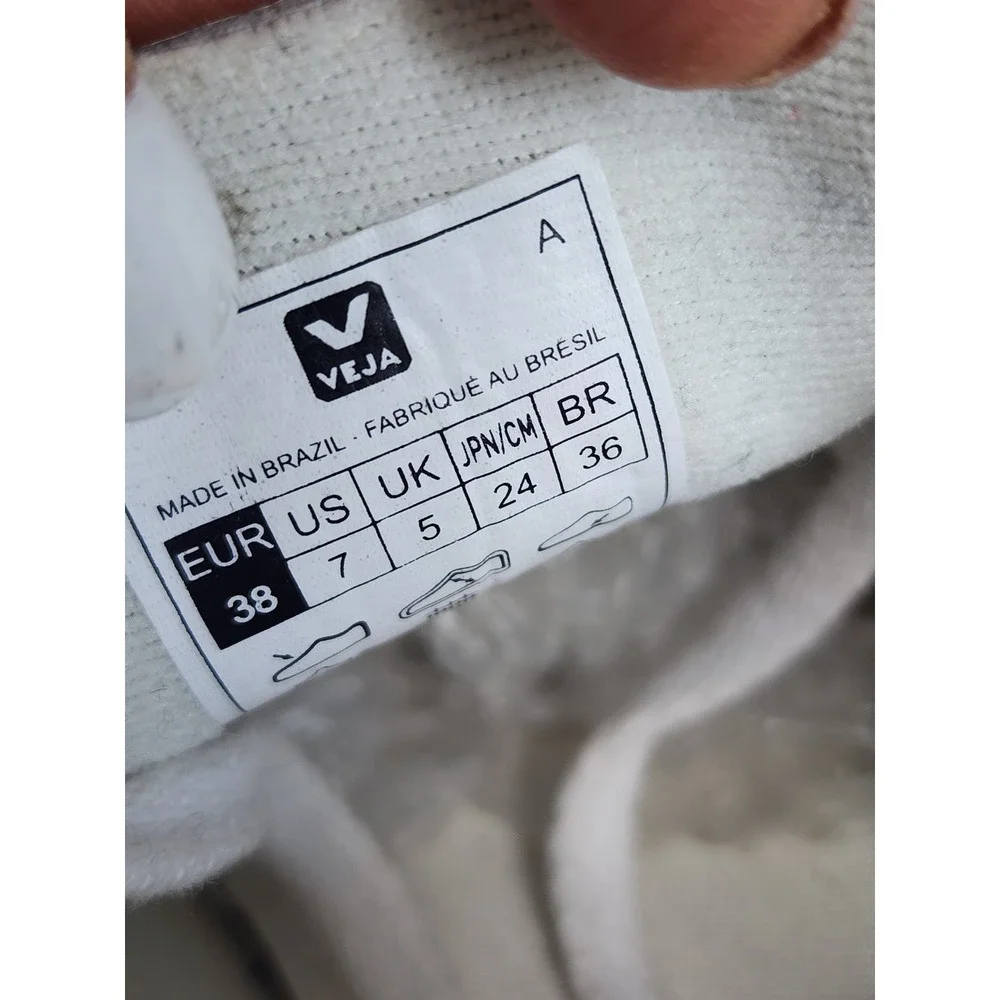 Veja campo leather