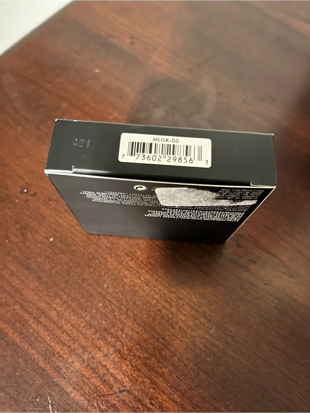 MAC Cosmetics radiant finishing