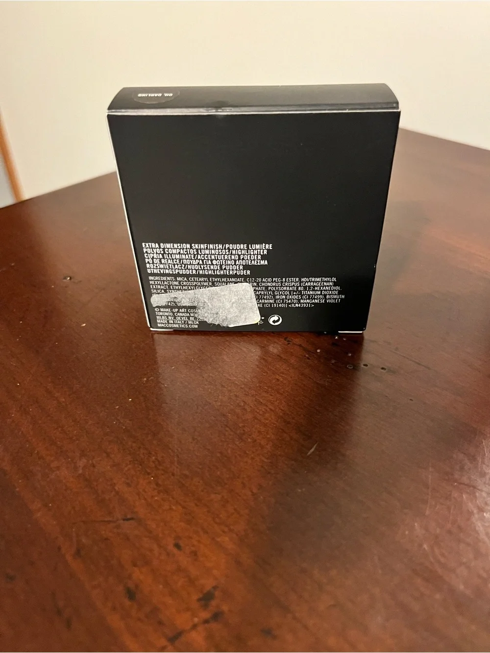 MAC Cosmetics radiant finishing