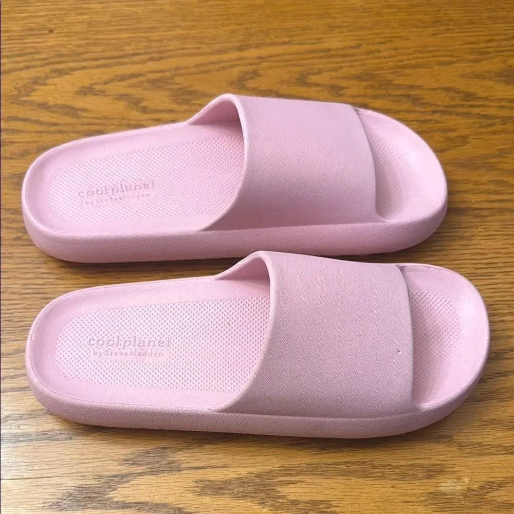 Steve Madden stylish light